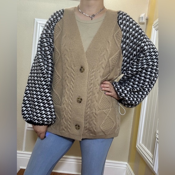 None Sweaters - Tan and Black Houndstooth Women's Cardigan